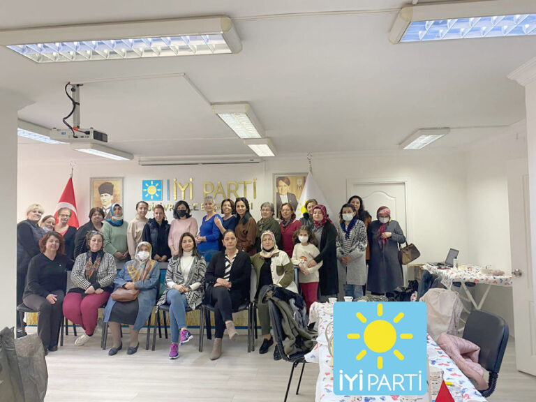 Silivri, İYİ Partili kadınlar, haftalık toplantılarını gerçekleştirdi.
