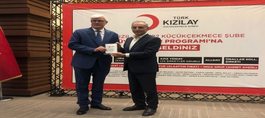 Başkan Kemal Çebi Kızılay’ın iftar yemeğine katıldı