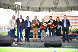 KALP SAĞLIĞI GÜNÜ AÇIK HAVA ETKİNLİKLERİYLE KUTLANDI