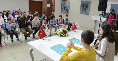 ÇOCUK MECLİSİ YENİ BAŞKANINI SEÇTİ