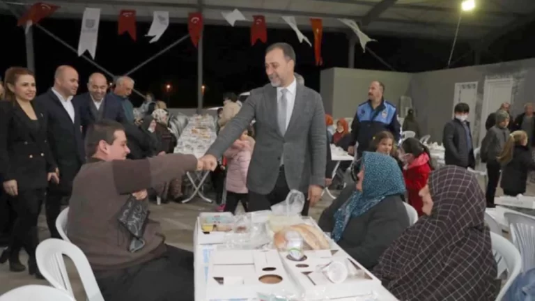 ‘Türk-İslam medeniyetinin ahlak ve asaletini gösterelim’