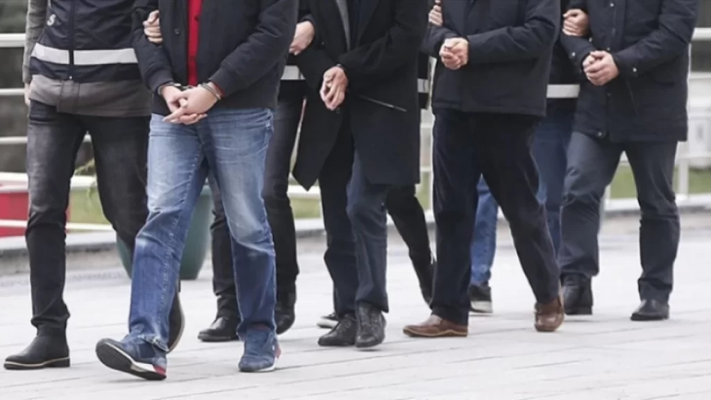 Uyuşturucu operasyonları: 1’i İranlı 14 şüpheli yakalandı