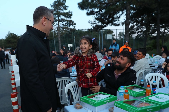 BAŞAKŞEHİR BELEDİYESİ PERSONELİ ŞAMLAR’DA BULUŞTU