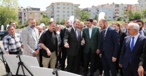 Bakan Kurum ile Başkan Demir Şişecam Projesi’nin Temel Atma Törenine Katıldı