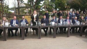 SİLİVRİ,PROTOKOLÜ KALE PARK’TA BAYRAMLAŞMA PROGRAMI GERÇEKLEŞTİRDİ