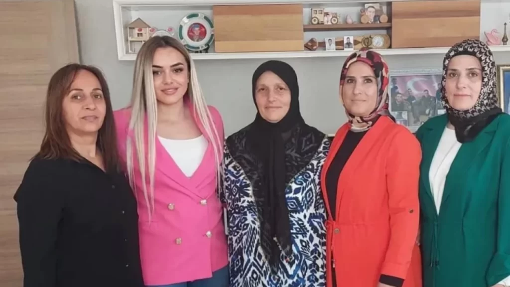 MHP’li kadınlardan Şehit ve Gazi annelerine ziyaret