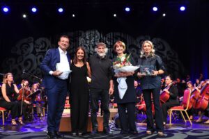 İMAMOĞLU: SESİMİZ, SAVAŞ İSTEYENLERİN SESİNİ BASTIRSIN