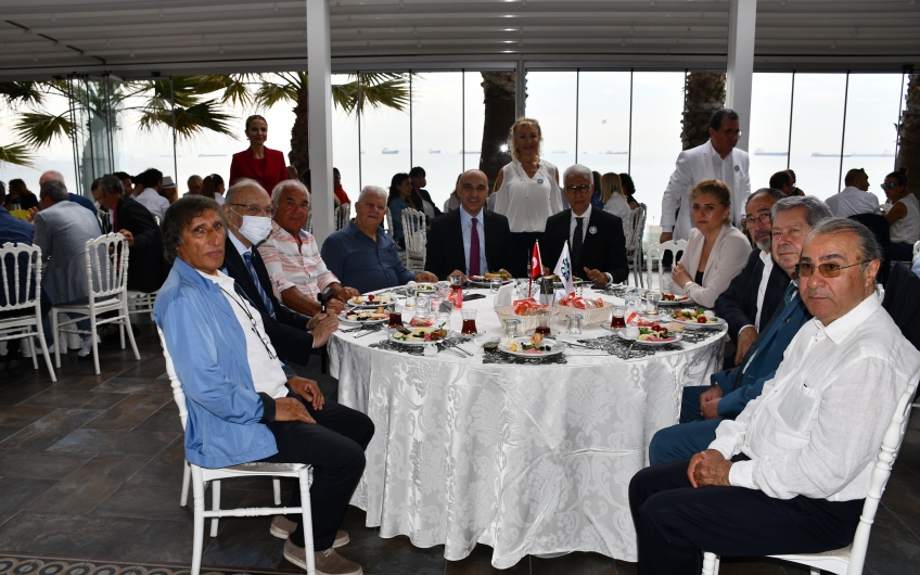 BAKIRKÖYLÜLER ‘YAZA MERHABA’ ETKİNLİĞİNDE BİR ARAYA GELDİ