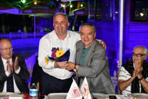 BAŞKANIMIZ MESUT ÜNER FUTBOLUN EFSANELERİNİ BİR ARAYA GETİRDİ