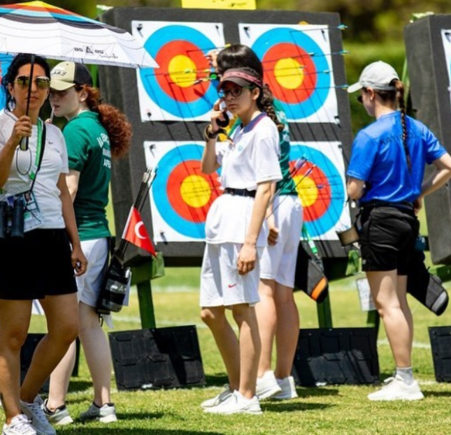 Büyükçekmece Belediyesi Okçuluk Takımı başarıyla döndü
