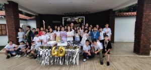 HASAN ÖZVARNALI 4-D ÖĞRENCİLERİNDEN MUHTEŞEM MEZUNİYET TÖRENİ