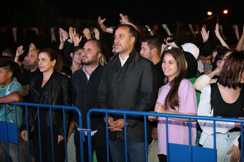 SİLİVRİ BELEDİYESİNDEN ÖĞRENCİLERE ÖZEL MORAL GECESİ