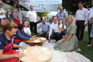 BAŞAKŞEHİRLİLER KOKU TASARIM ATÖLYESİNDE DOĞAL PARFÜM ÜRETTİ