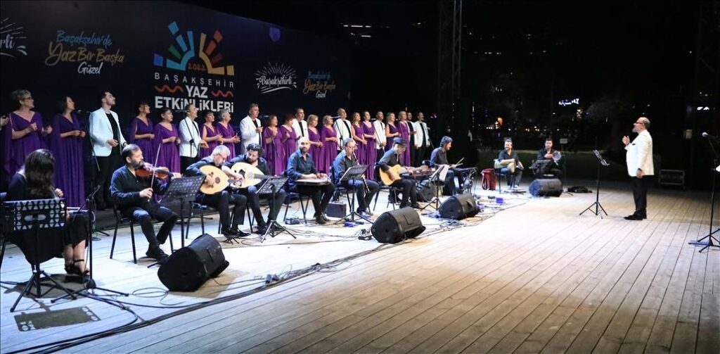 BAŞAKŞEHİR’DE COŞKU DOLU MUSİKİ AKŞAMI