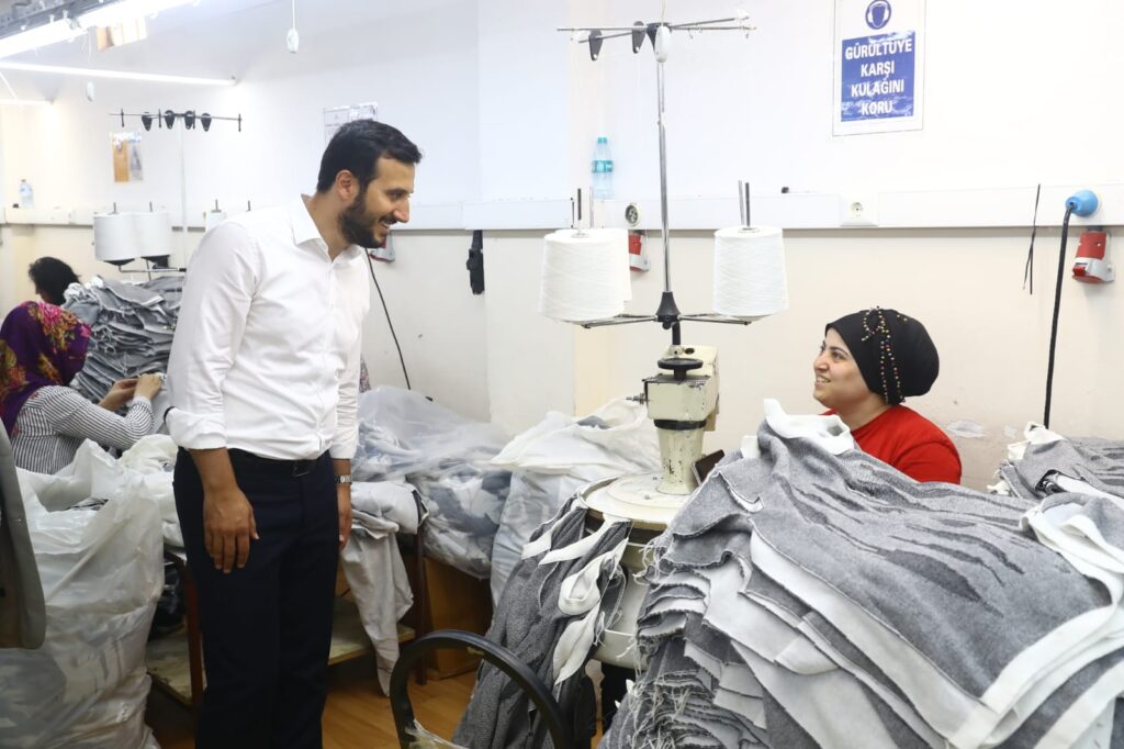 Başkan Özdemir, Küçükçekmecelilerle buluştu