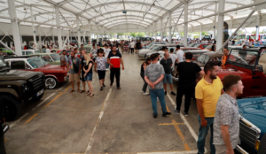 Klasik otomobil tutkunları Büyükçekmece’de buluştu