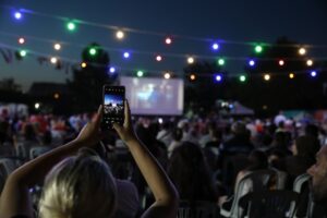 SİLİVRİ’DE YAZLIK SİNEMA GÜNLERİ BAŞLADI