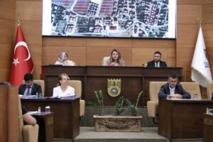 AŞKIN’DAN CHP’LİLERE: “KARARLARINIZDA CİDDİ BİR ÇELİŞKİ SÖZ KONUSU”