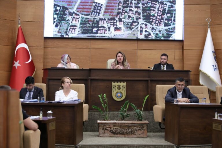 AŞKIN’DAN CHP’LİLERE: “KARARLARINIZDA CİDDİ BİR ÇELİŞKİ SÖZ KONUSU”