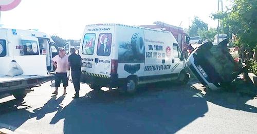 DEĞİRMENKÖY’DE TRAFİK KAZASI: 3 YARALI