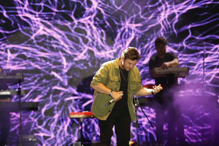 BİNLERCE BAŞAKŞEHİRLİ MUSTAFA CECELİ İLE EĞLENDİ