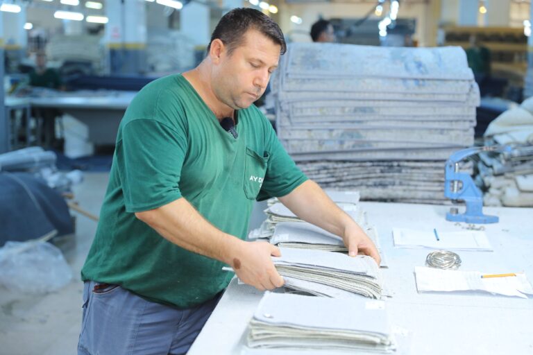 BAŞAKŞEHİR’DE 34 ENGELLİ BİKAM İLE İŞ GÜCÜNE KAZANDIRILDI