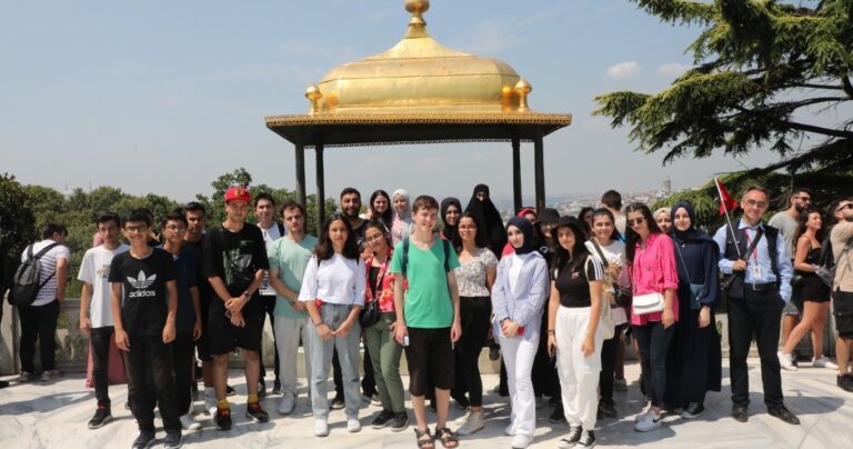 Güngörenli Gençler ‘Müzekart GNS’ ile Seyyah Olacak