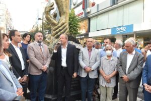 MARMARA DEPREMİ’NDE HAYATINI KAYBEDENLER AVCILAR’DA ANILDI