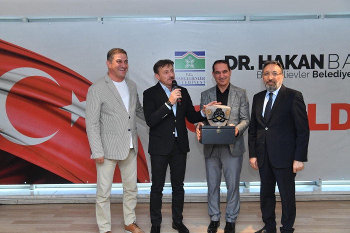 Bahçelievler Müftüsü’ne Veda Programı Düzenlendi