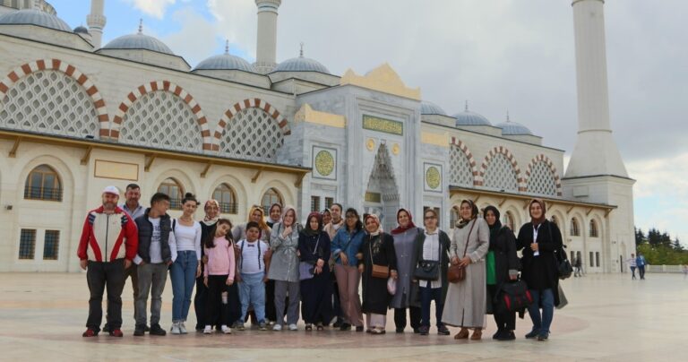 Engelsiz Yaşamlardan Çamlıca Camii ve Hz. Yuşa Türbesi’ne Ziyaret