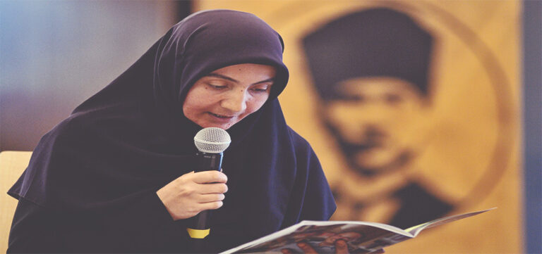 OKUMA YAZMAYI ÖĞRENİP ÇOCUKLARINA HİKÂYELER OKUDULAR