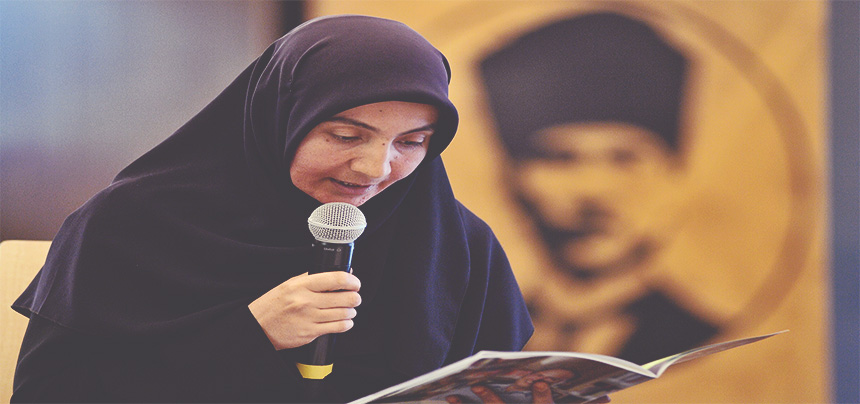 OKUMA YAZMAYI ÖĞRENİP ÇOCUKLARINA HİKÂYELER OKUDULAR