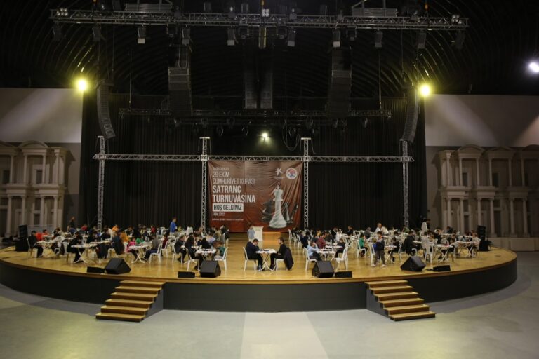 29 EKİM SATRANÇ TURNUVASI HEYECANI