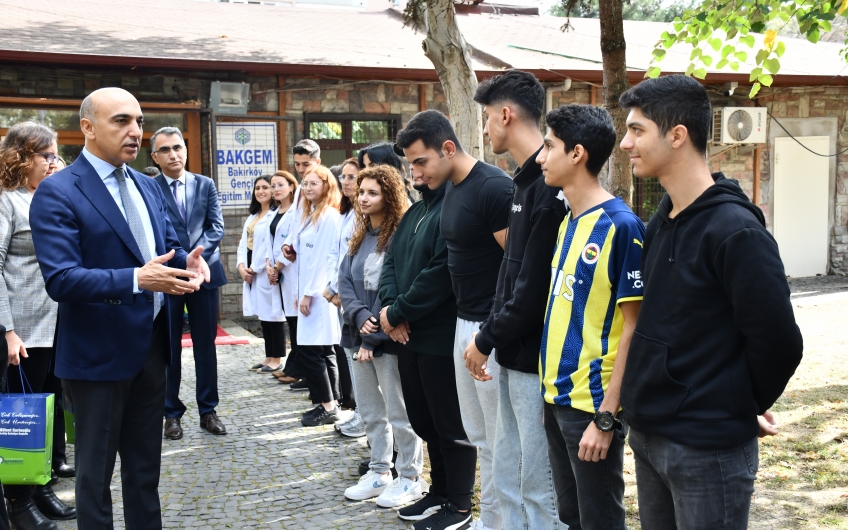 HER YIL YÜZLERCE GENCİMİZİ ÜCRETSİZ OLARAK ÜNİVERSİTEYE HAZIRLIYOR, BAŞARILARIYLA GURUR DUYUYORUZ