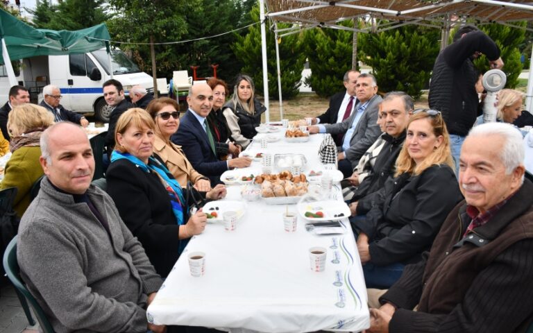 GELENEKSEL SOKAK KAHVALTISI ATAKÖY’DE