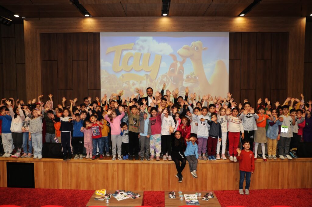 Bağcılarlı çocuklar TAY filmini izledi