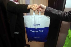 Bağcılar’da ihtiyaç sahibi bin 200 aileye et yardımı