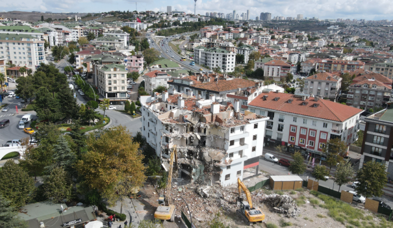 Başkan Akgün: Vebali Büyükşehir Belediye Meclisi’nin boynuna!