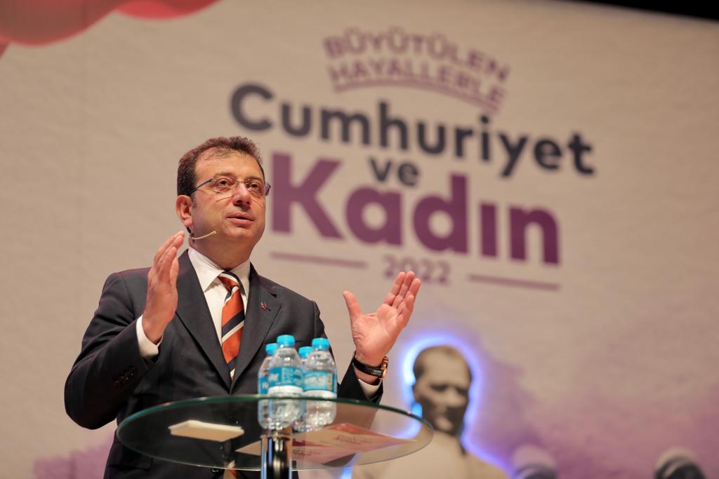 İMAMOĞLU ÇİFTİ ‘CUMHURİYET VE KADIN” ETKİNLİĞİNDE KONUŞTU