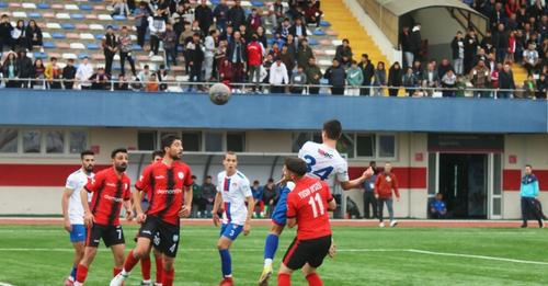 SİLİVRİSPOR, İLK YARIDA BULDUĞU GOLLE MAÇI 1-0 KAZANDI VE GRUPTAKİ LİDERLİĞİNİ SÜRDÜRDÜ