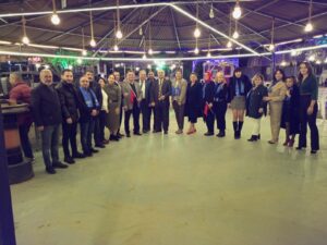 A. REFİK BEK, DELEGELERİ İLE YEMEKTE BULUŞTU