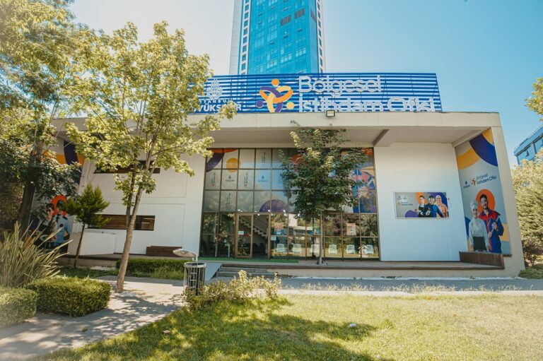 75 BİN KİŞİYE ÖZEL SEKTÖRDE İŞ BULDUK