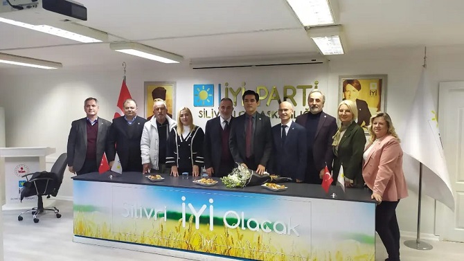 BUĞRA KAVUNCU’DAN, CEYLAN’A HAYIRLI OLSUN ZİYARETİ