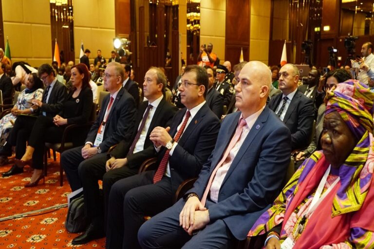 DÜNYA TEMSİLCİLERİ ENGELLİLER İÇİN AVCILAR’DA BULUŞTU