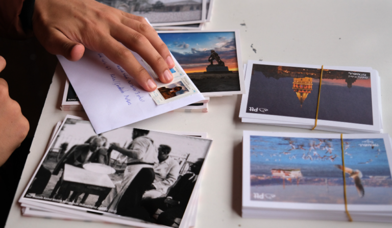 Yılbaşı için kurulan Sevgi Postanesi’nde nostaljiyi yaşadılar