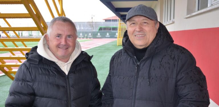 KOCABAŞ’TAN, SİLİVRİSPOR’A BAKLAVA ZİYAFETİ