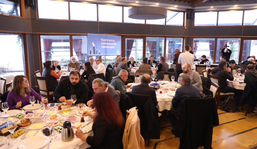 Başkan Akgün: “Hakkın ve haklının yanında yer alın”