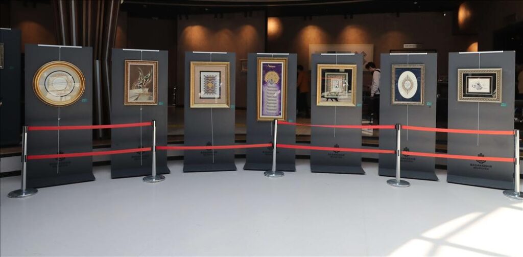 NURULAYN SERGİSİ’NİN KAPILARI SANATSEVERLERE AÇILDI