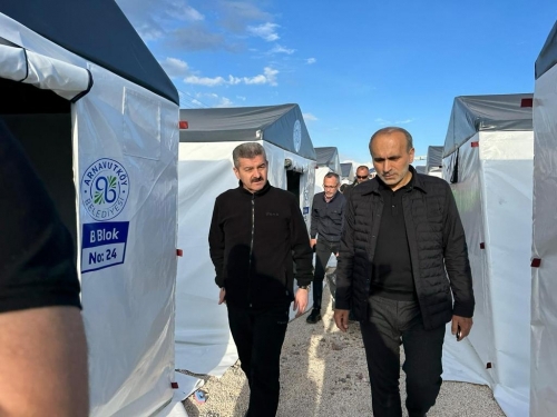 HATAY KIRIKHAN’DA, ARNAVUTKÖY BELEDİYESİ TARAFINDAN YARALAR SARILIYOR