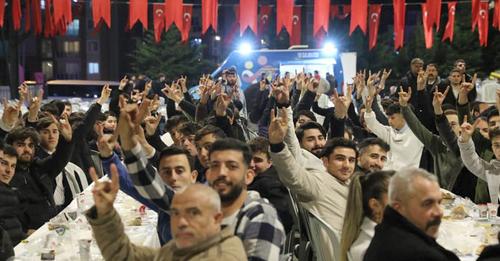 SİLİVRİ, ÜLKÜ OCAKLARI İFTAR PROGRAMINDA BİR ARAYA GELDİ